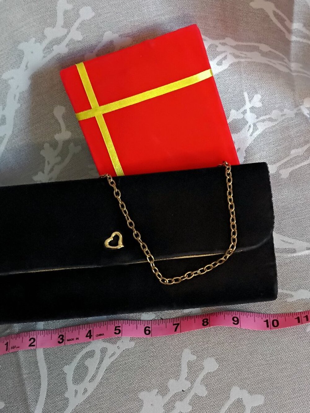 Victoria’s Secret Black Velvet Two-Way Heart Clutch / Shoulder Bag - Picture 8 of 10
